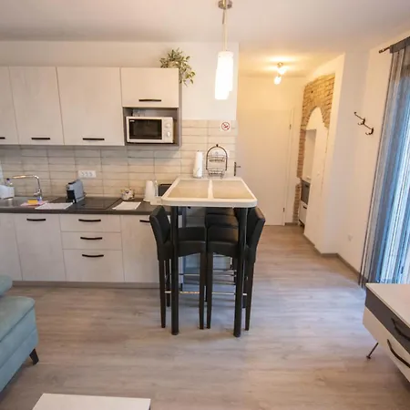 A&d Apartment *