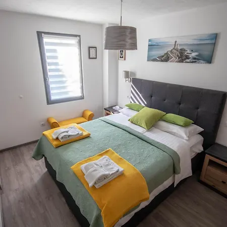 Apartment A&d *