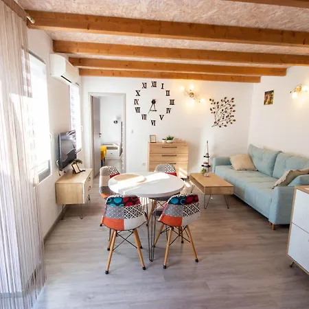 A&d Apartment *